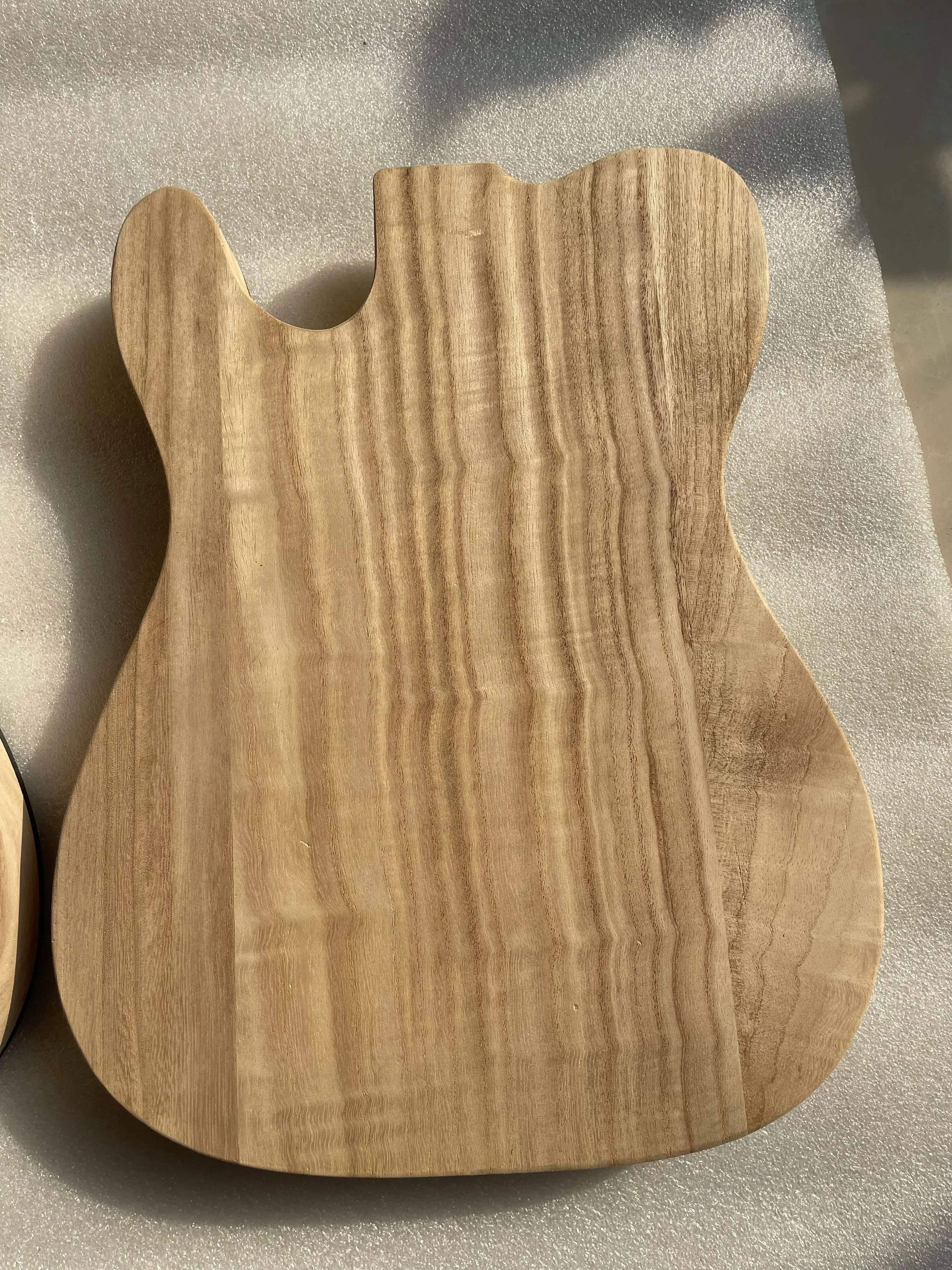 Unfinished Electric Guitar Body, Sycamore Ash Wood Veneer, TL-T02 Guitar Barrel, TL Style, DIY Parts, Accessory