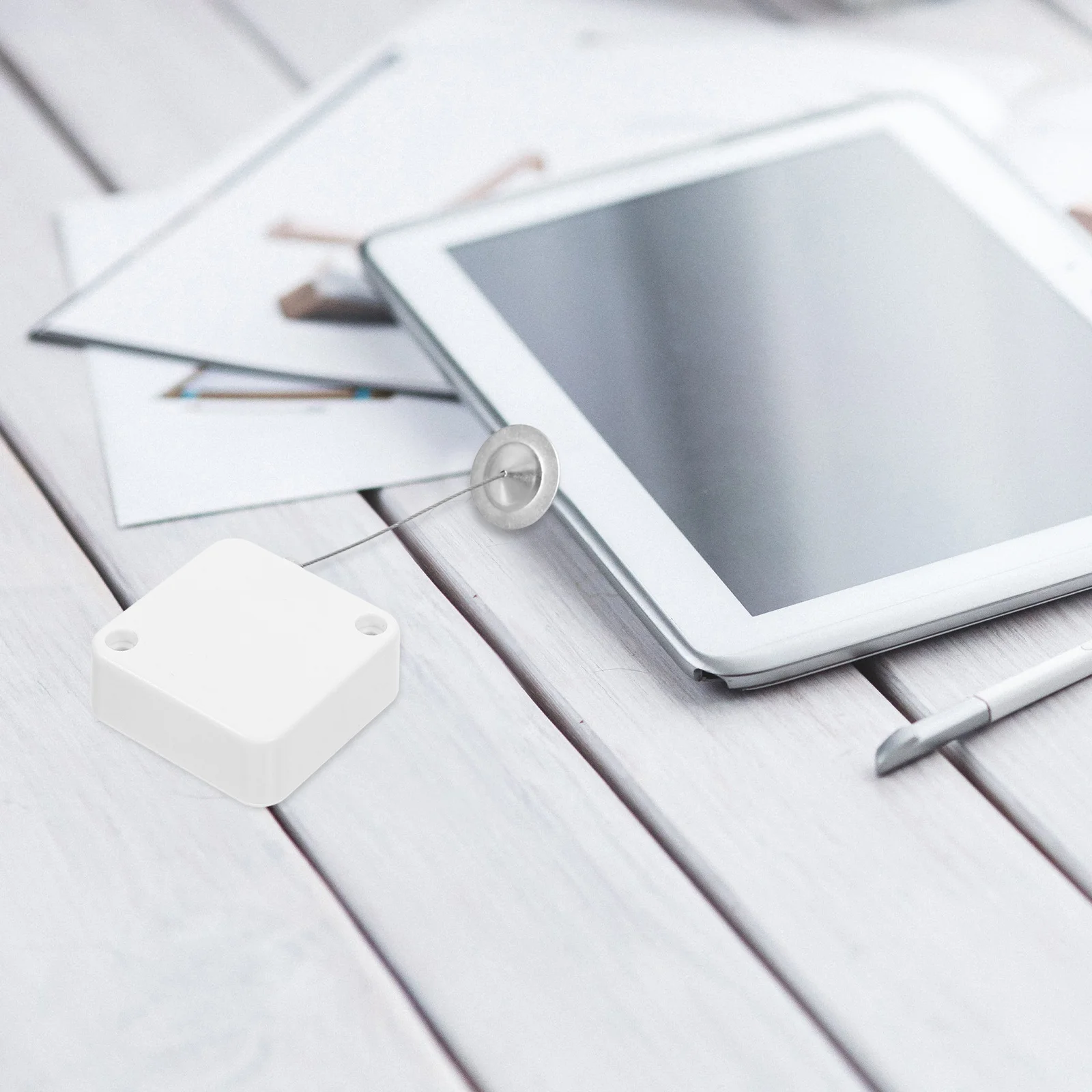 

1Set Anti Lost Steel Wire Holder Retractable Cable Holder Box Secure Telescopic Design for Personal Belongings Lightweight Easy