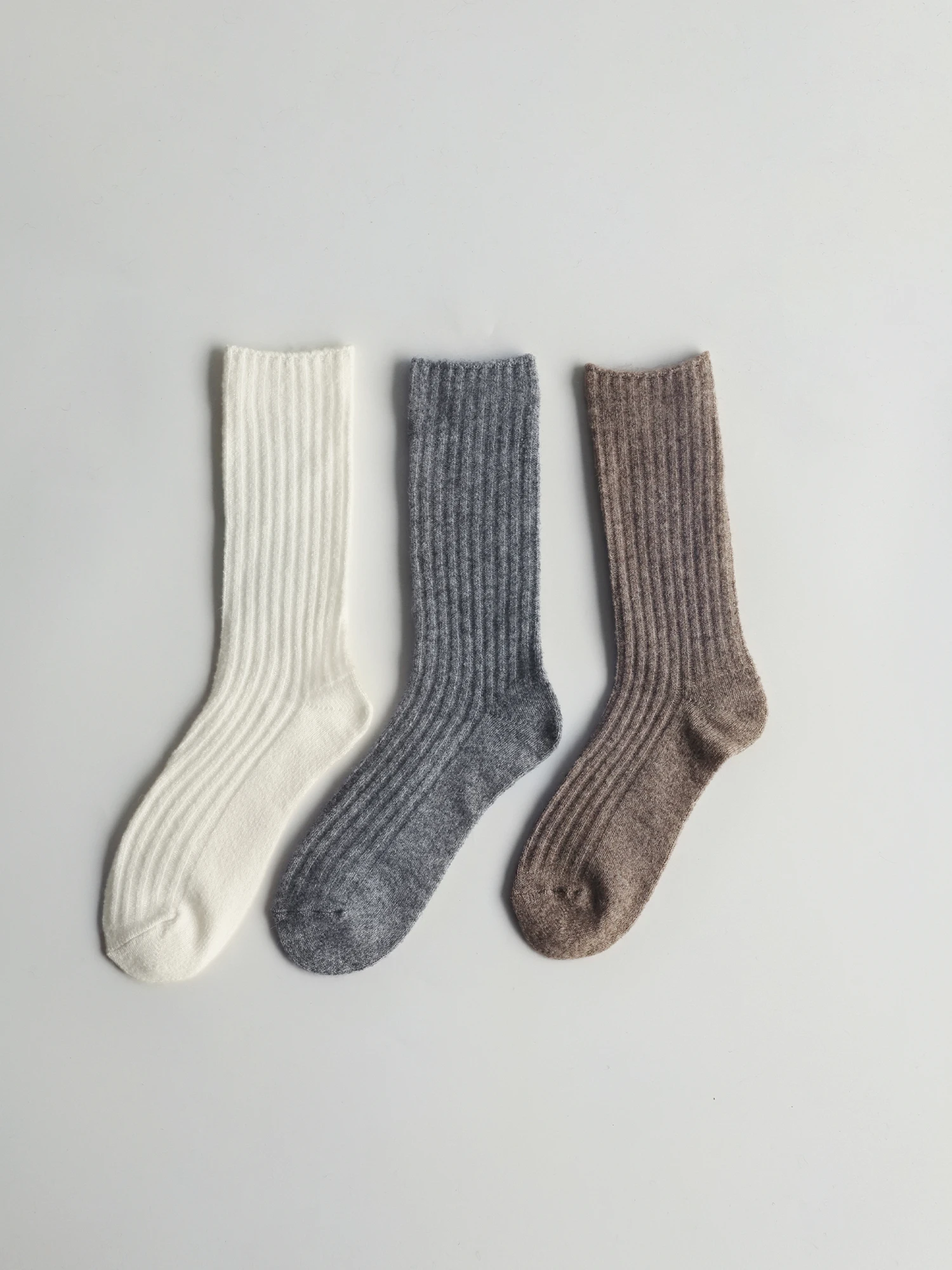 HaveRice Restaurant Wool Blend Thick Bar Texture Mid-Calf Socks Three-Color Set Reinforced Wearable Retro Texture Ladies Socks