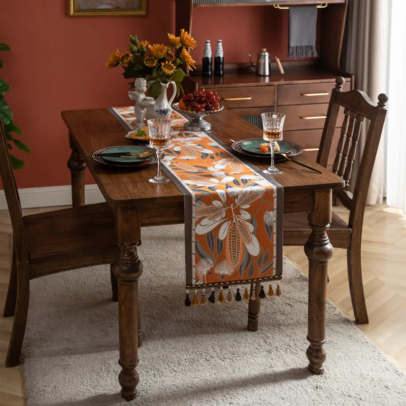 American Vintage Woven Jacquard Table Runner Dining Table Tea Room Light Luxury Table Flag Cotton Floral Tassel Table Flag