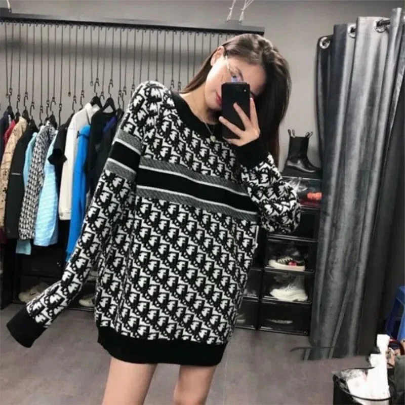 

Plus Size Women's Clothing Round Neck Jacquard Thicken Pullover Sweater for Women Autumn Winter Loose Soft Warm Knitted Top