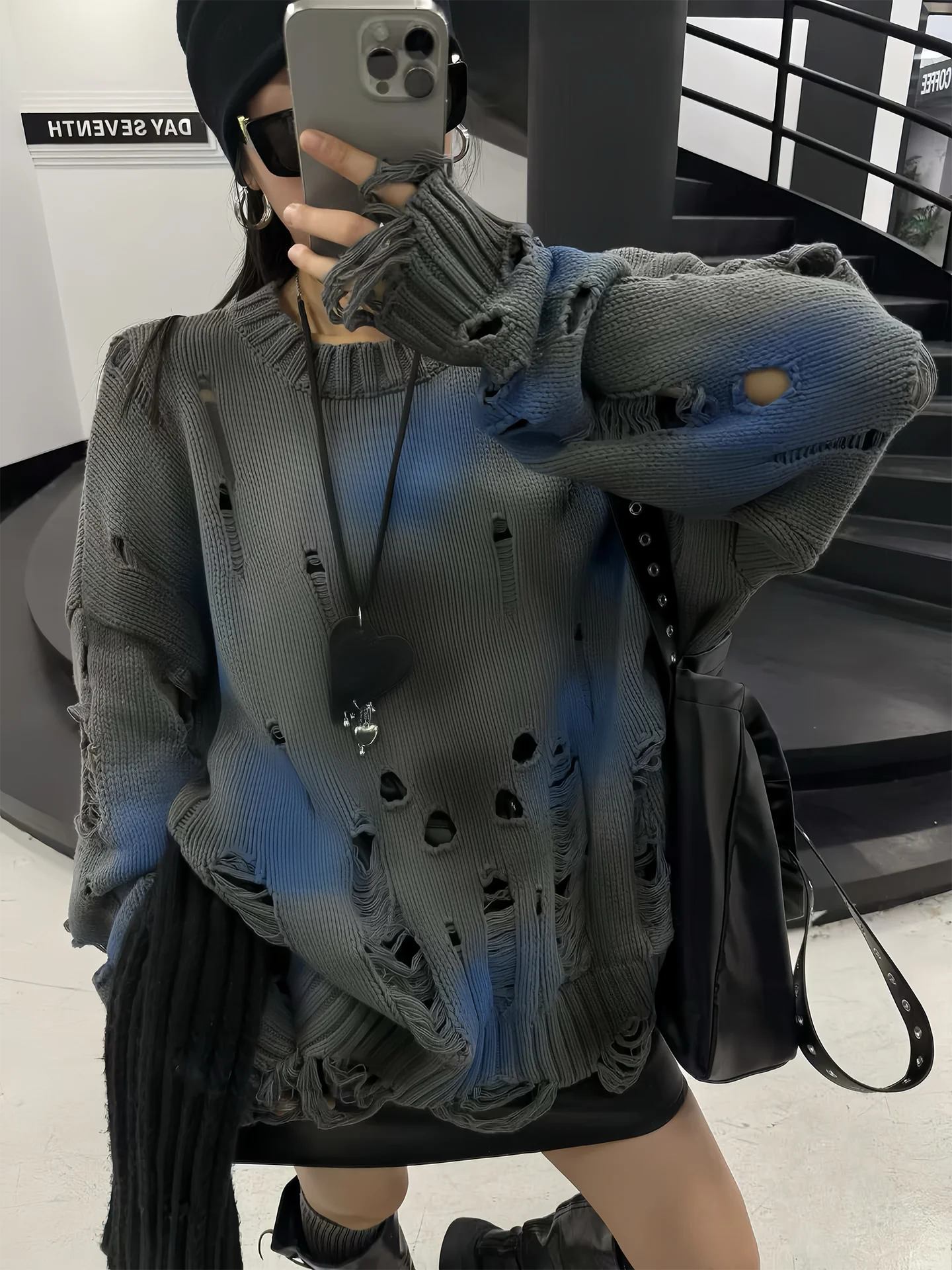 Loose Batwing Sleeve round Neck Knitted Sweater Women's Autumn Winter Printed Spray Dyeing Hole Design Comfortable Breathable
