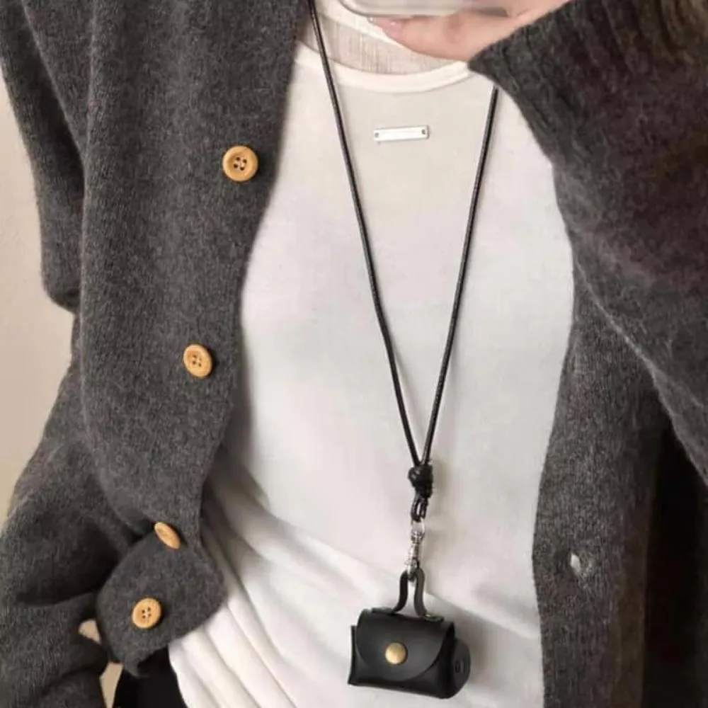 

Fashion Leather Hanging Neck Coin Purse Necklace Long Sweater Chain Women Necklace Women