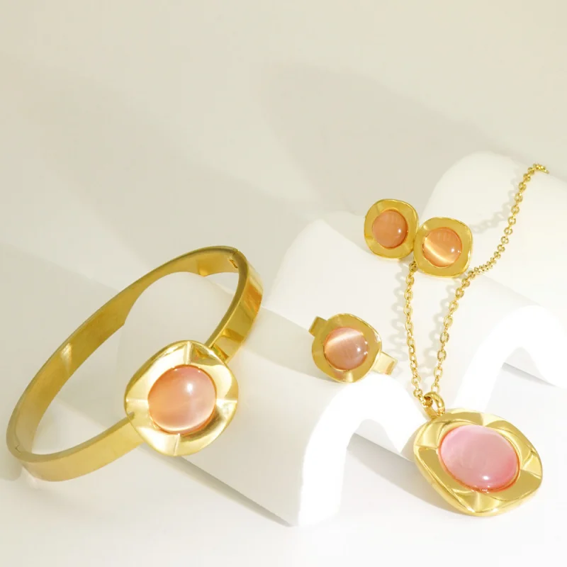 

New European and American Style Jewelry Cat's Eye Necklace Elegant Stainless Steel Jewelry Set 4Wholesale Jewelry Sets