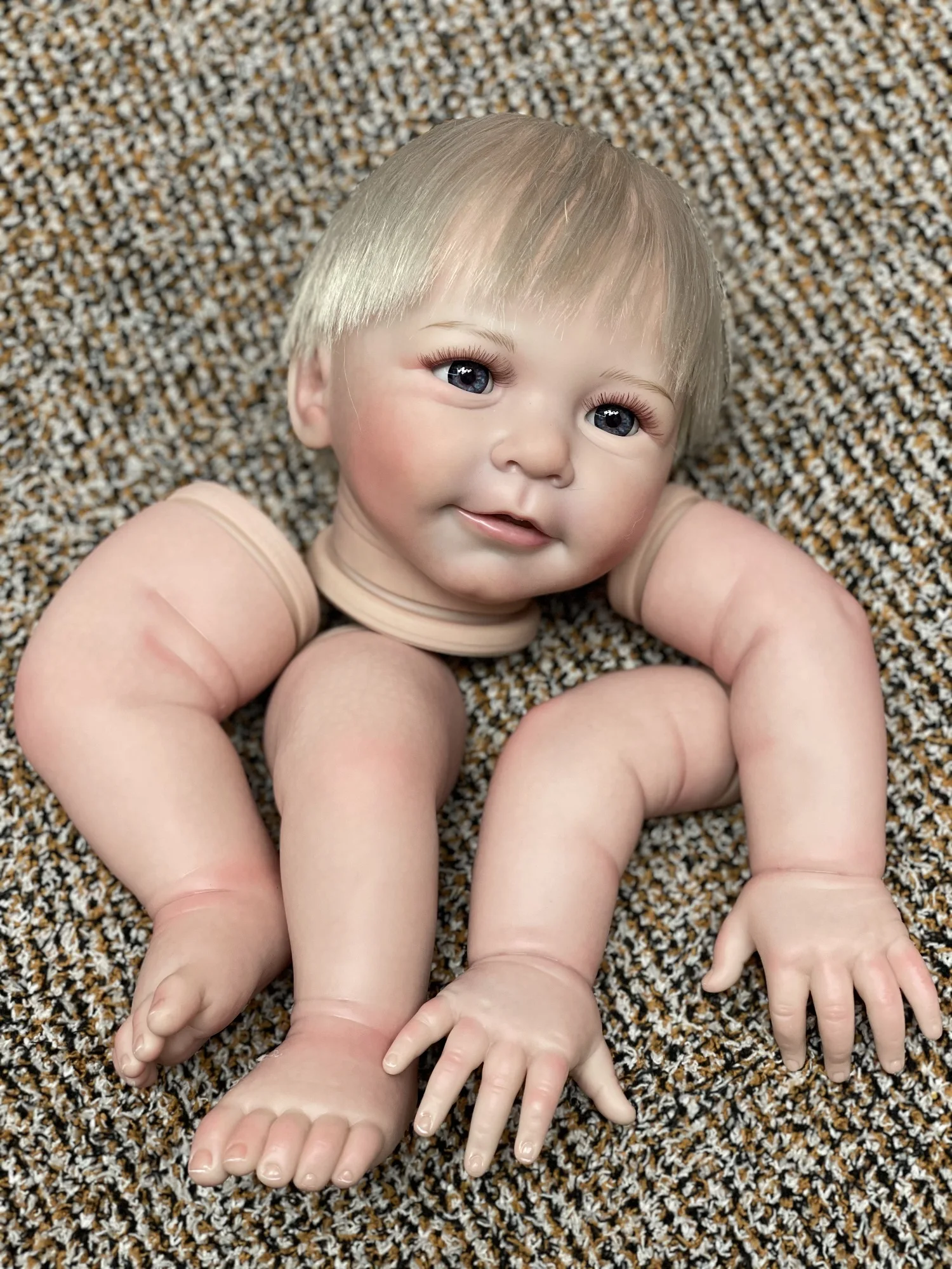 55Cm Ongemonteerde Lisa Reborn Pop Kits Met Geworteld Wit Haar 3d Geschilderde Huid Zichtbare Aderen Handgemaakte Diy Kit Reborn Levenseke R