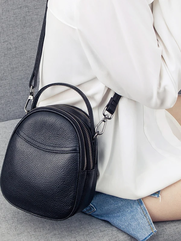

Versatile Leather Bag for Women Simptic Briti Sle round ape Soft Handle Polyester Zipper Closure
