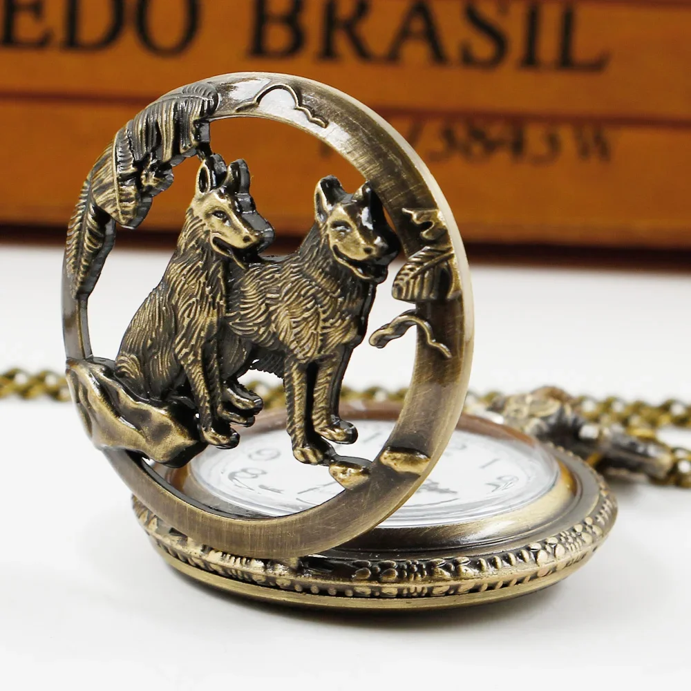 Personality Carved Wolf Pattern Quartz Pocket Watch with Chain Vintage Hollow Pendant Necklace reloj de bolsillo hombre