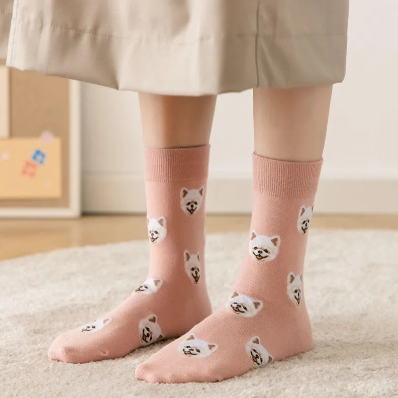 Calcetines de tubo medio de perro de dibujos animados para mujer, medias creativas japonesas, cálidas y cómodas, regalo lindo, venta al por mayor, nuevo, 3 pares