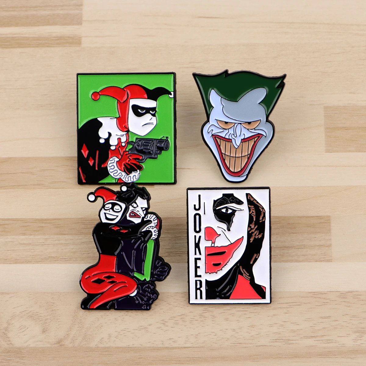 

Cool Clown Men Brooch on Clothes Movie Lapel Pins for Backpack Soft Enamel Pins Metal Badges Pins Jewelry Cosplay Accessories