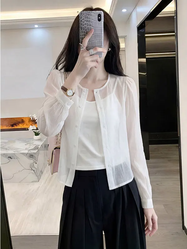

Elegant Simple White Long Sleeve Open Cardigan Women's Ultra-Thin round Neck Buttoned Sunscreen Air Conditioning Shirt Chiffo...