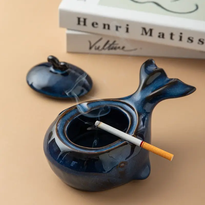 

Home & Garden Like a fish in water whale with lid ceramic ashtray living room anti-fly light luxury home office high-end ashtray