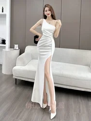 New No. 58 high-end sexy white banquet evening dress women's one-shoulder slim fishtail long skirt