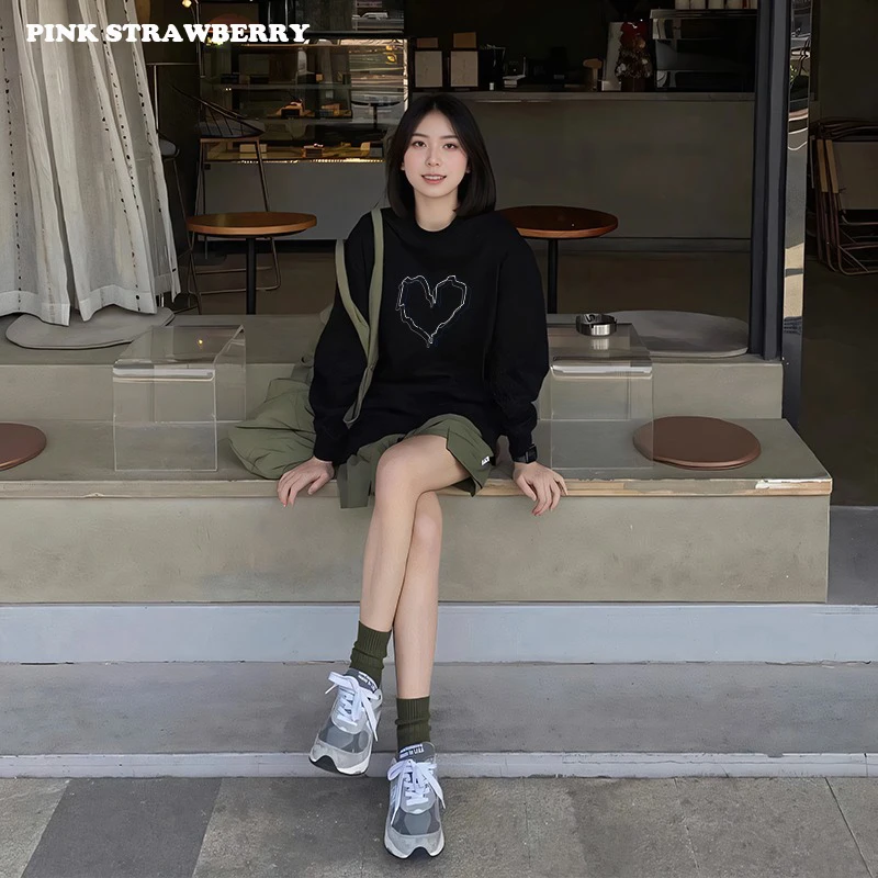 Love Heart Print Plush Sweatshirt Women Autumn Winter 2025New Oversize O-Neck Black Loose Pullover Hoodie Y2KTop Ladies clothing