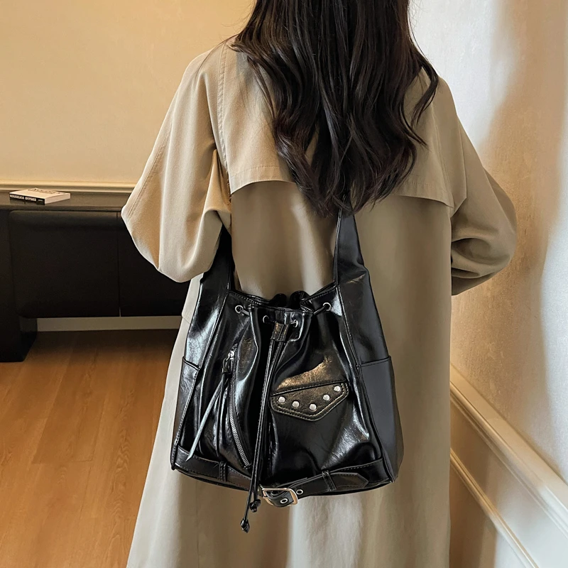 

Women’s Luxury Leather Classic Fashion Crossbody Designer Shoulder Stylish Tote Bag Elegant Handbag For Daily Modern Dressing