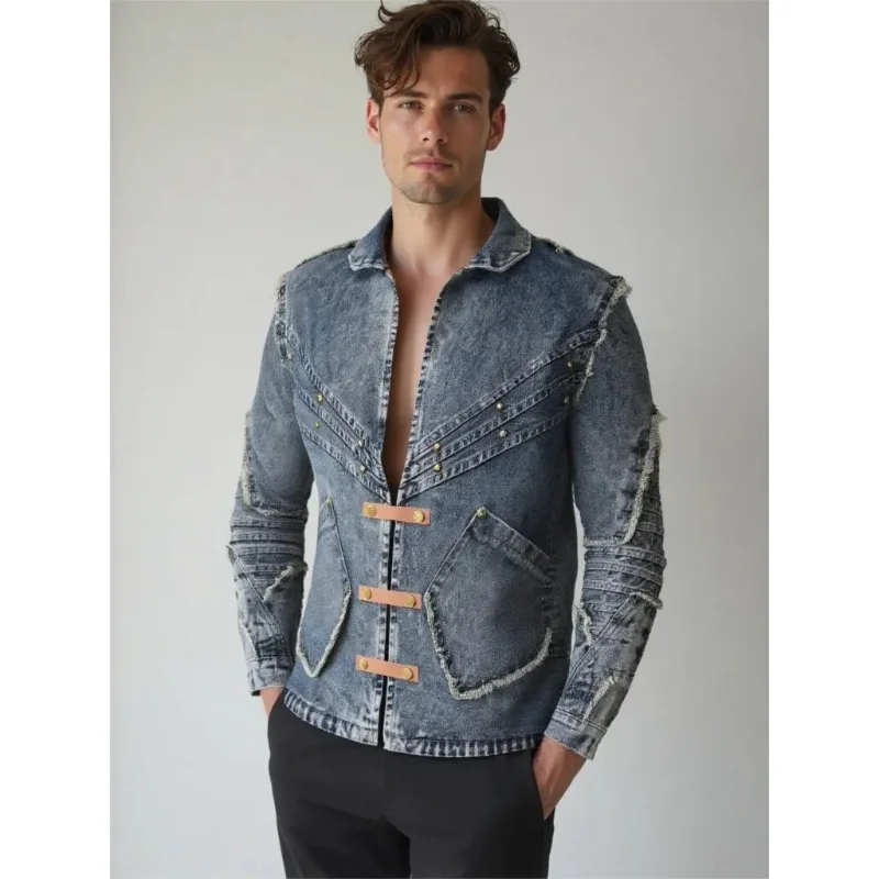 

Новинка 2025, модная мужская винтажная джинсовая куртка с отверстиями и заклепками, свободная повседневная мотоциклетная куртка, городская уличная модная верхняя одежда