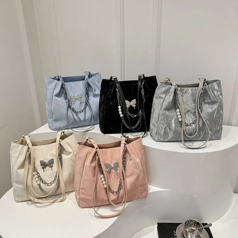 

Большая вместительная сумка-тоут, модные сумки на плечо с украшением в виде бабочки и цепочки для женщин, женская сумка подмышками