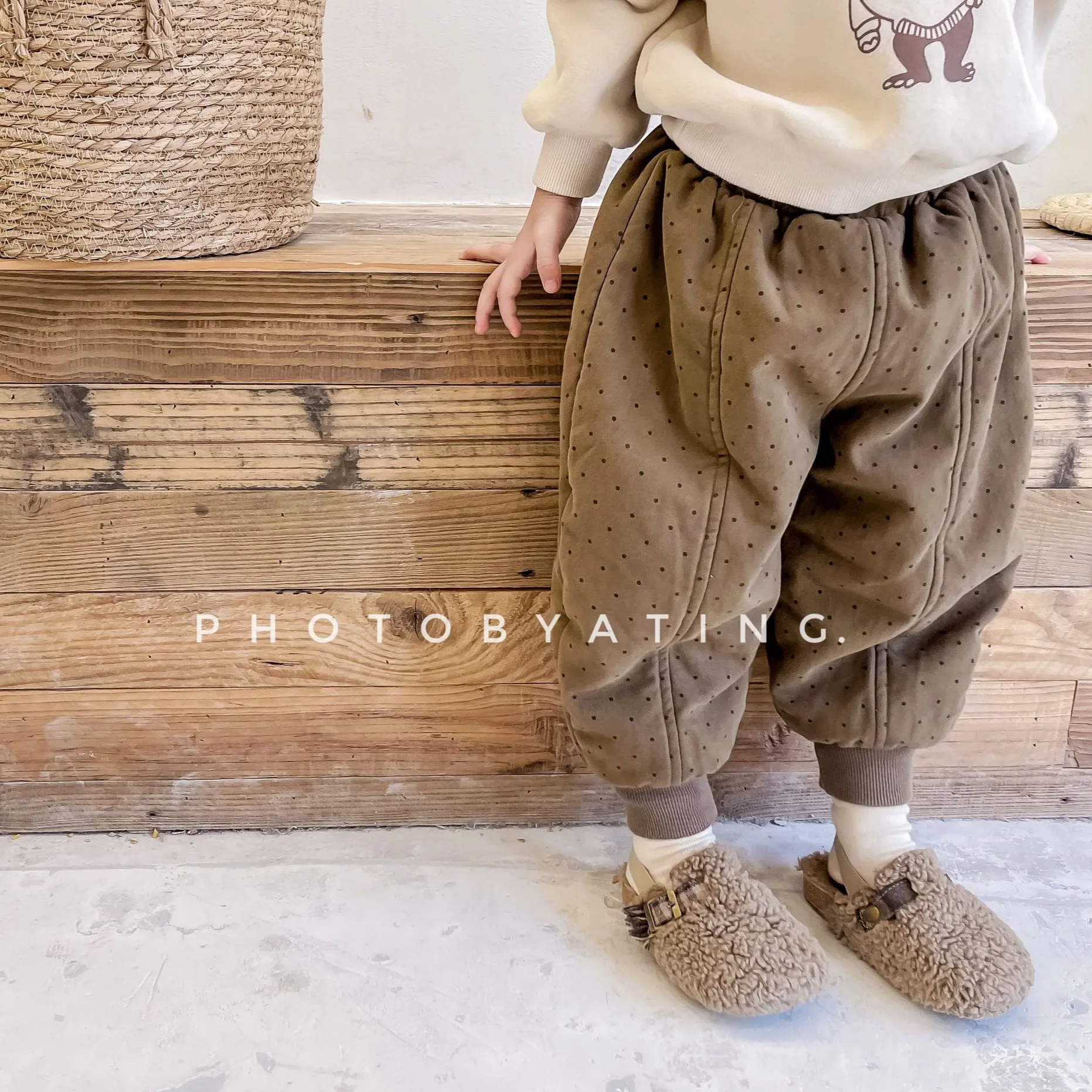 

Kid Pant 2024 Children Winter Clothing New Children Korean Style Padded Padded Warm Casual Pants Girls Winter Cotton Pants