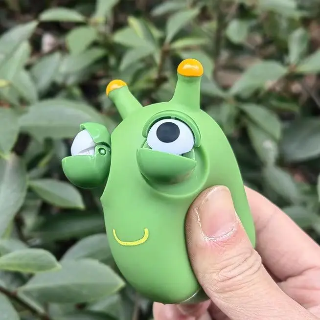 Stress Relief Eye-Catching Toy - Squeezable Blinking Caterpillar Plaything for Fun And Relaxation