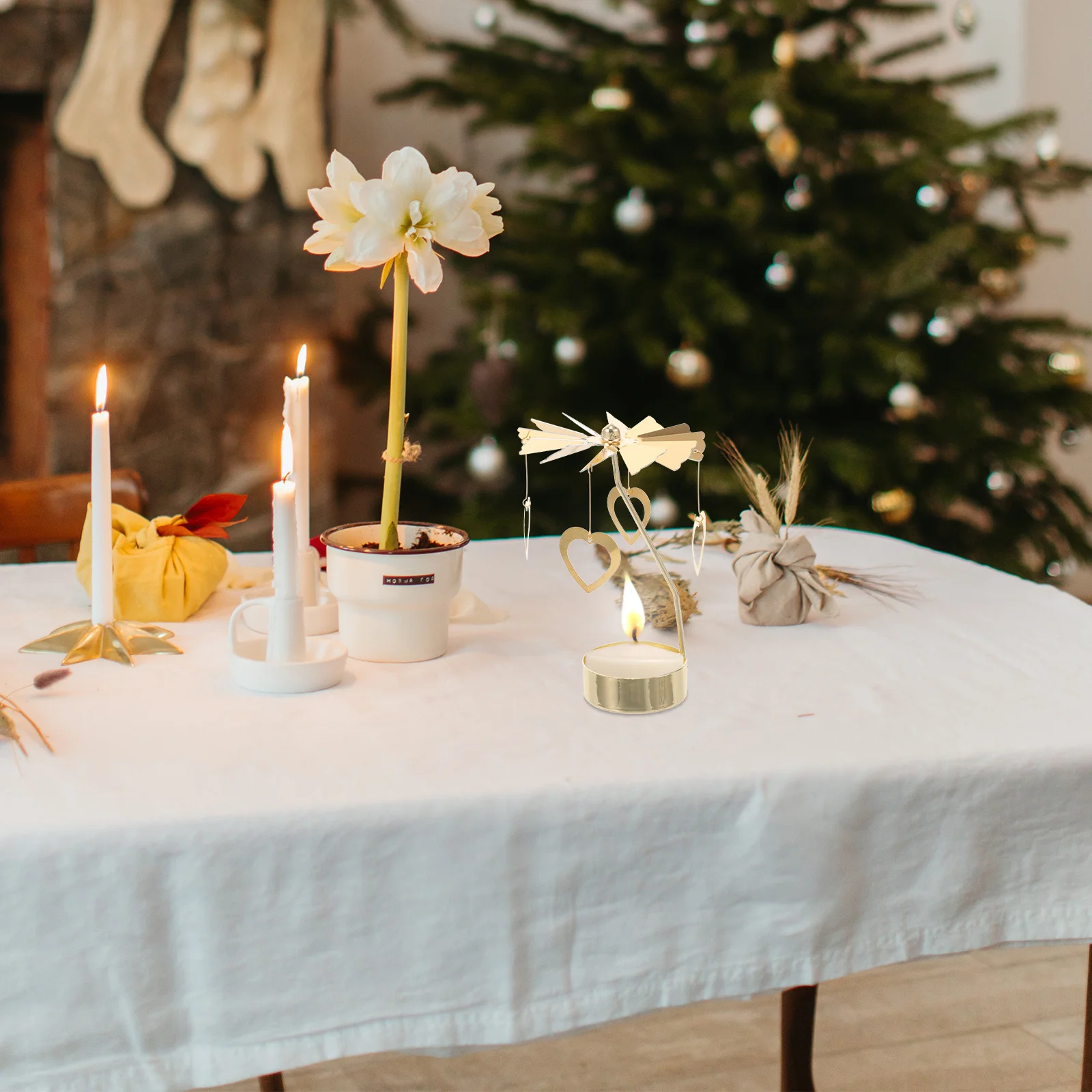 

2Pcs Rotating Candlestick Creative Xmas Candleholder Decorative Party Scene Accessory Home Office Coffee Shop Bar