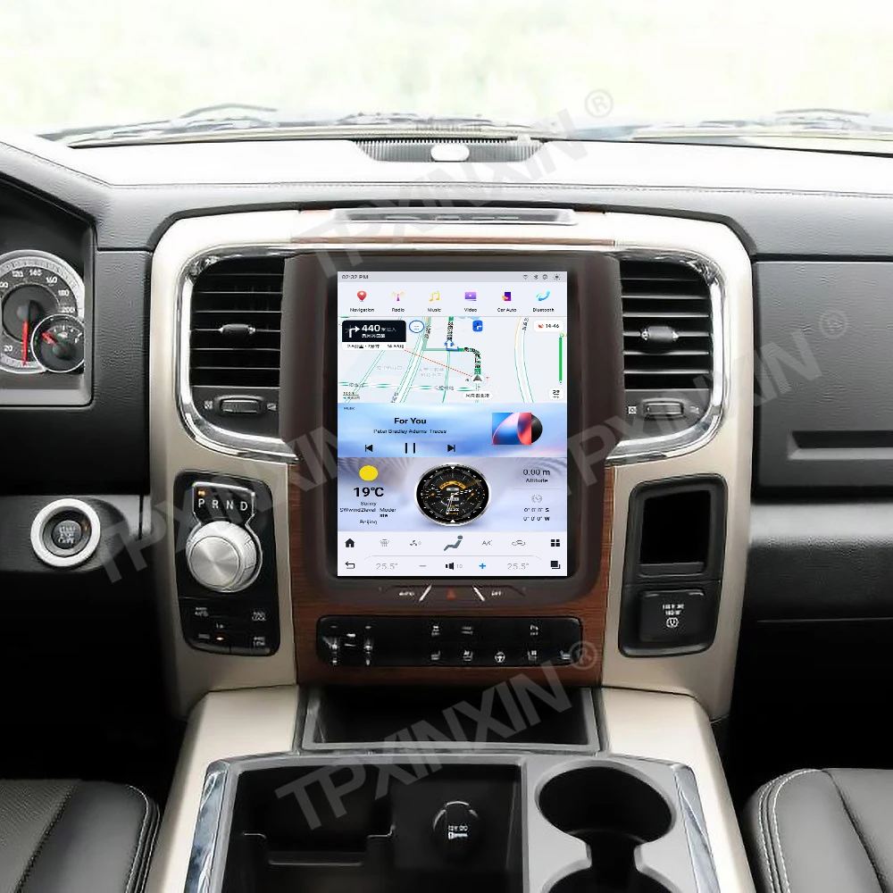 

10.5 Inch Android 13 Qualcomm for Dodge RAM 1500/2500/3500/4500 2013-2018 Car Radio Multimedia Player GPS Navi CarPlay Head Unit