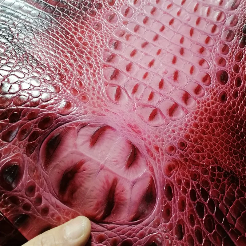0.9mm Red Crocodile Embossed Cowhide. Top-Grain Leather. Genuine Leather Material. Handmade DIY For Bags. Full-Sheet Cutting.