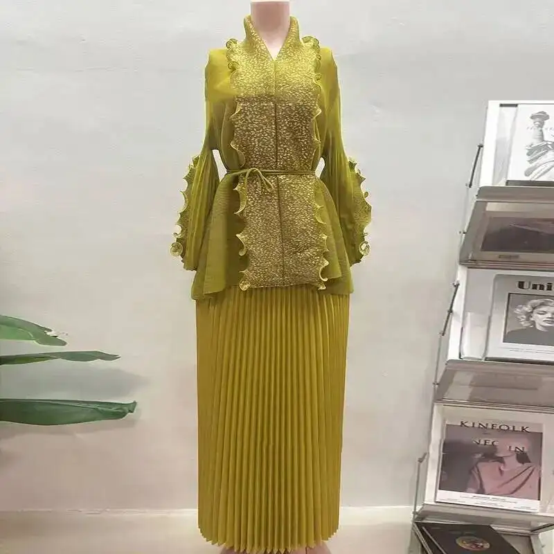 Spring and 2025 Autumn Pleated Loose Top and Skirt Two-Piece Set Heavy Craft High-End New Style Outfit 69W6