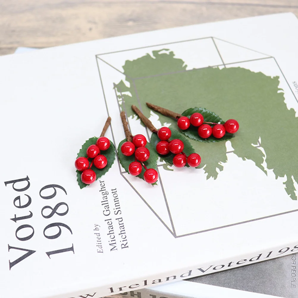 

10Pcs Christmas Berries Artificial Pine Cone Simulated Red Berry Branch Holiday Decor for Party Wedding Festive Arrangements