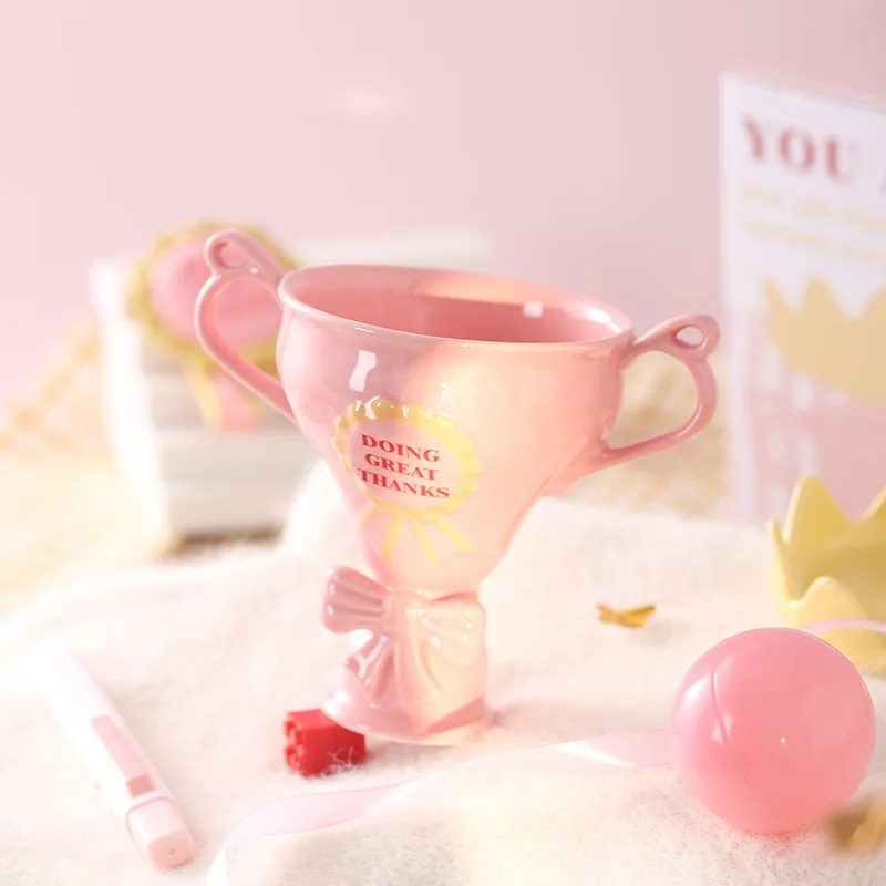 Queen Trophy Ceramics Mugs Coffee Mug Milk Tea Office Cups Drinkware the Best birthday Gift view 3