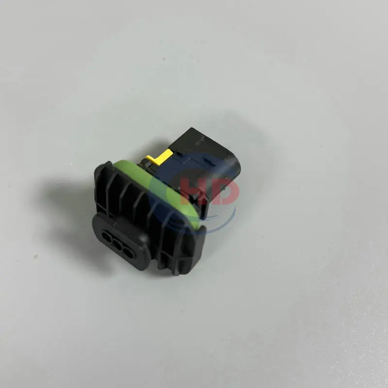 1-20 sets 3-Pin Solenoid Valve / Pneumatic Socket (3-Wire) 1-1703843-1 1-1418448-1 3