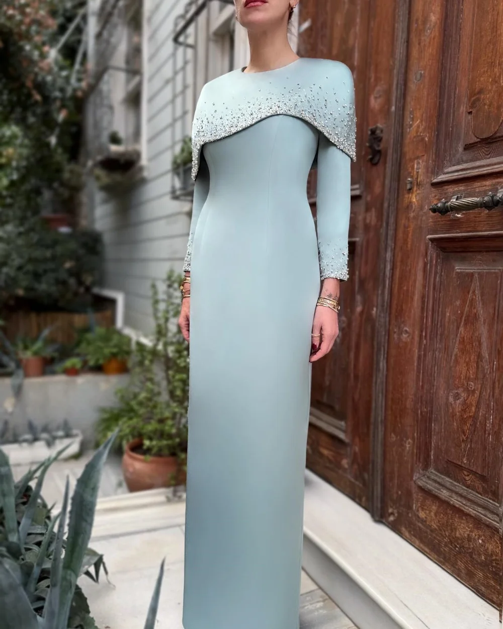 

Customized Intricate Matching Jersey Pleat Beading Rhinestone Straight Scoop Neck Long Dresses Bespoke Occasion Dresses Fashion