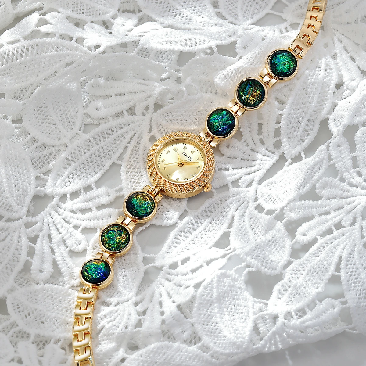 Simple, Versatile, Casual and Fashionable Women's Quartz Watch, Light Luxury and Casual