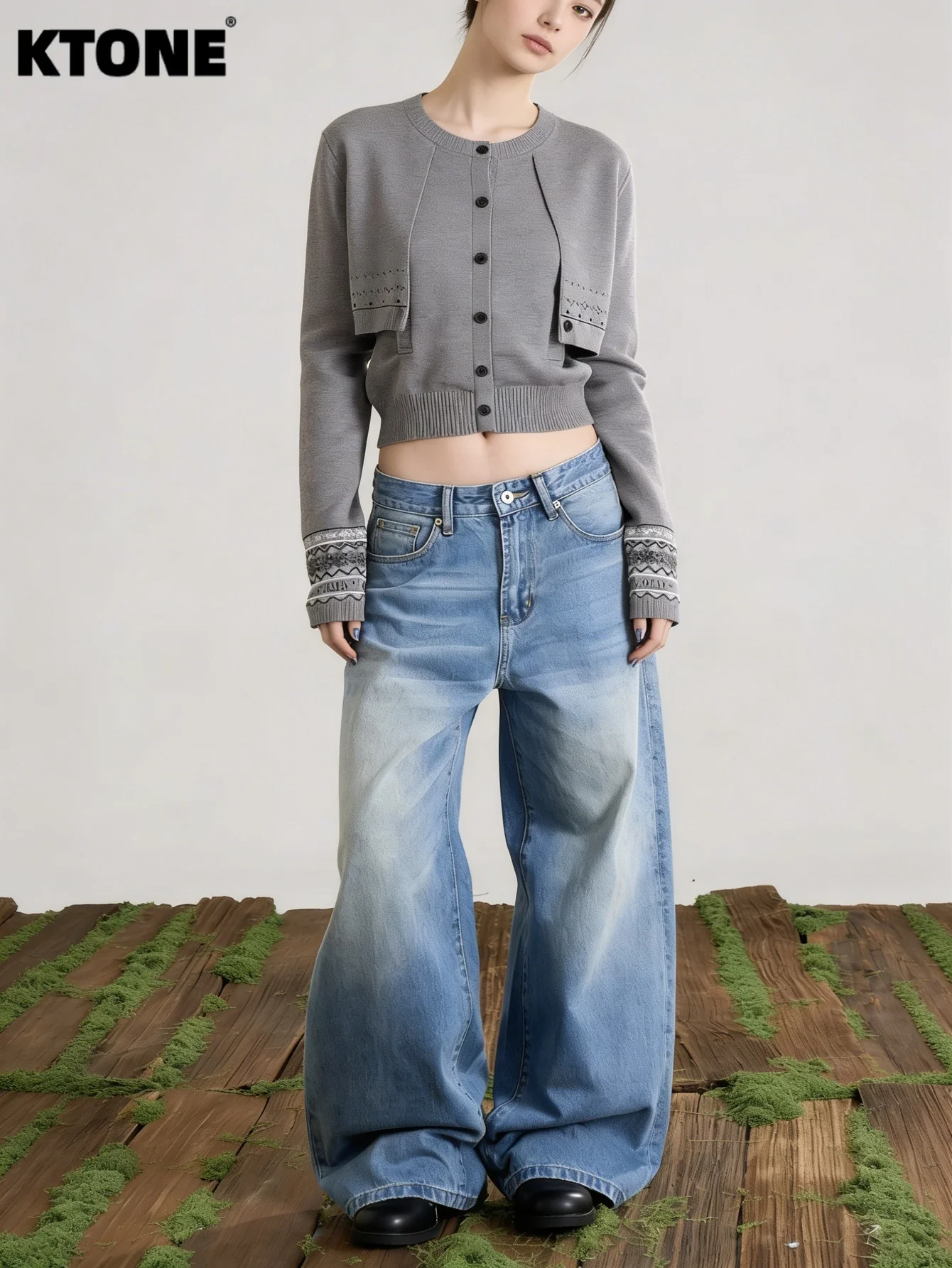 

Y2K Jeans Unisex Blue Baggy Denim Streetwear Drip For Dating No accessories or belts included