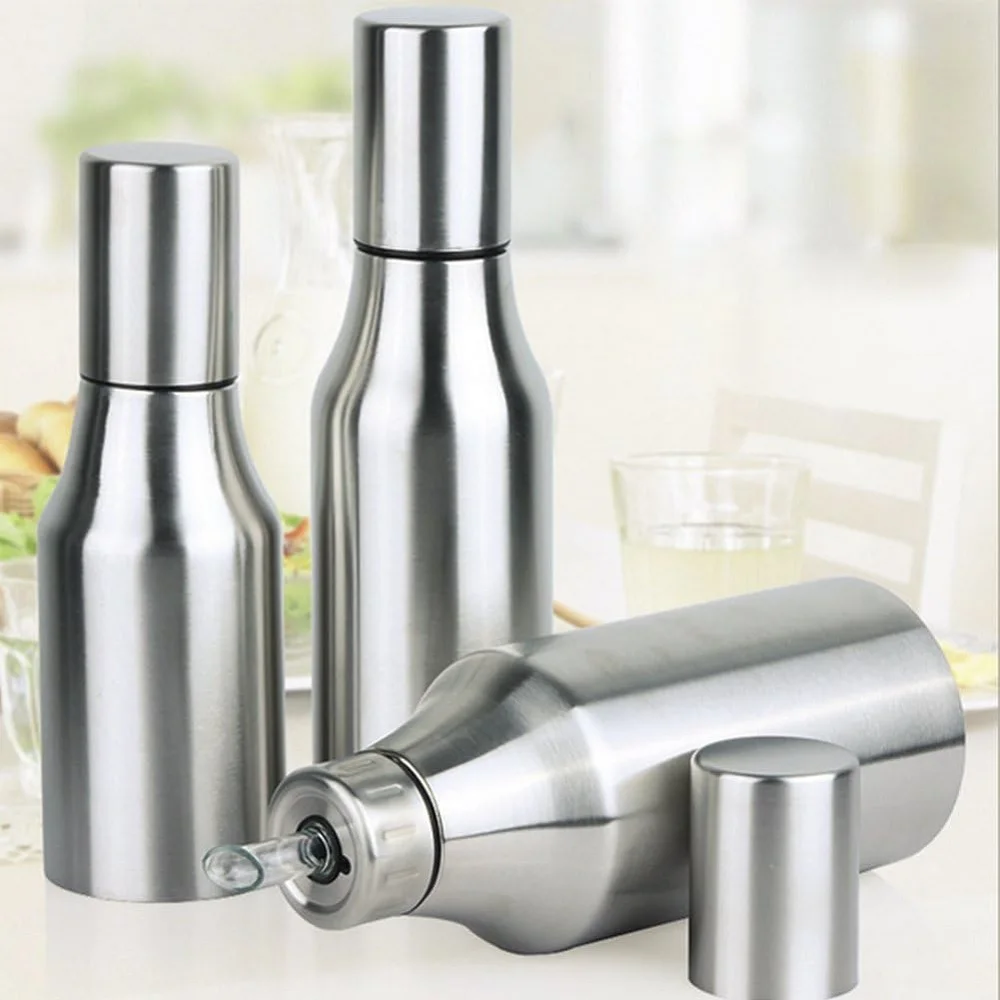 304 Stainless Steel Oil Dispenser Bottle Leakproof Dustproof Kitchen Precision Pouring Container for Easy Use Kitchen Oil Bottle