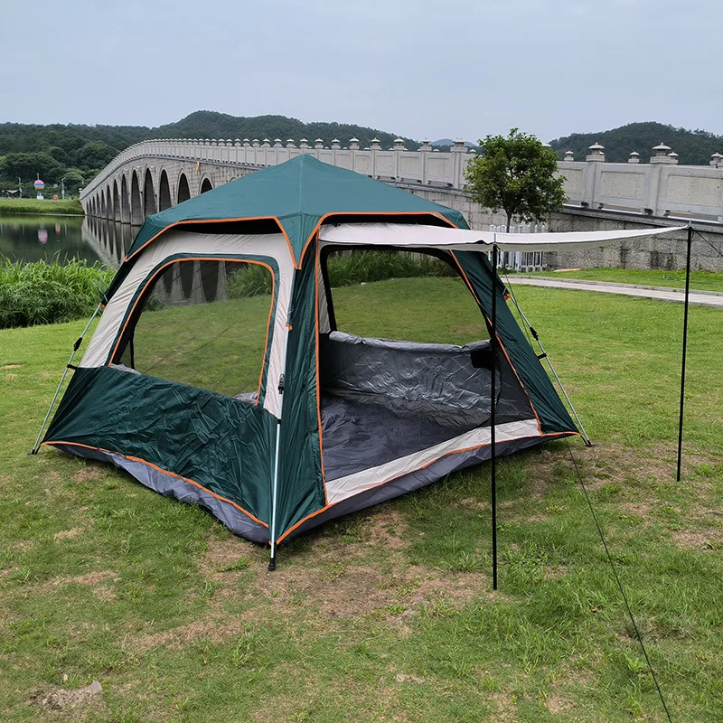 The tent is fully automatic and quickly opened, the beach dew is camping, and many people are ventilated  room on all sides