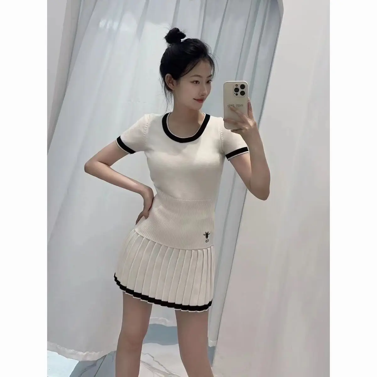 Two Piece Set For Women 2024 Summer New Korean Slim Round Neck Short Sleeveless Knitted Vest+ Short High-Waist Pleated Skirt