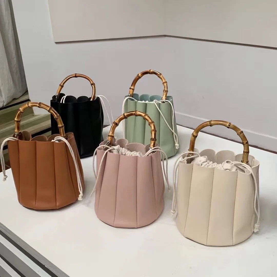 Fashion Ruched Bucket Bag Bamboo Handle Purses and Handbags Petal Design Shoulder Crossbody Bags for Women Cute Ladies Clutch