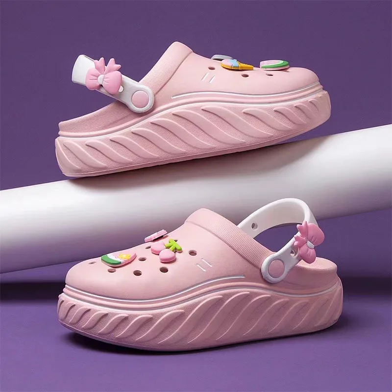 Women's Cute Platform Garden Clogs Solid Color Closed Toe Non-slip Sandals Indoor & Outdoor Slides