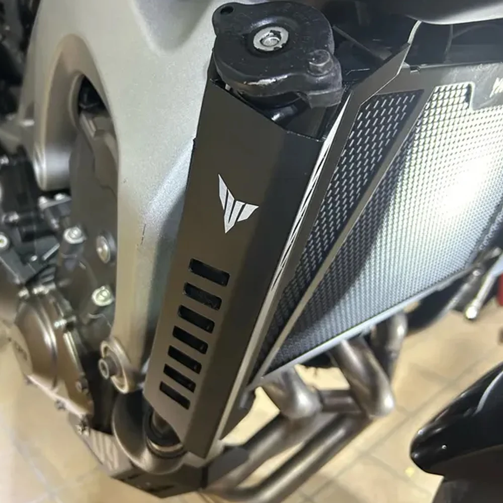 

Grill Side Cover Protector Guard Cooler for Yamaha MT09 FZ09 MT 09 FZ 09 2014 2015 2016 2017 2018 2019 Motorcycle Radiator Grill