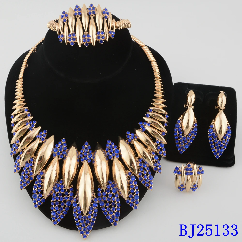 مجموعة مجوهرات من الخرز المرجا - مراجعة Luxury Gift Set وسعره