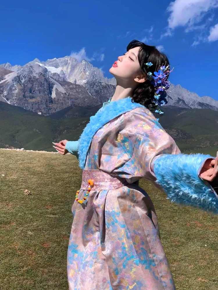 

New Ethnic Tibetan Costume Set Photography Shoot Travel Photography Style Tibetan Traditional Wear Women's Fashionable Tunics