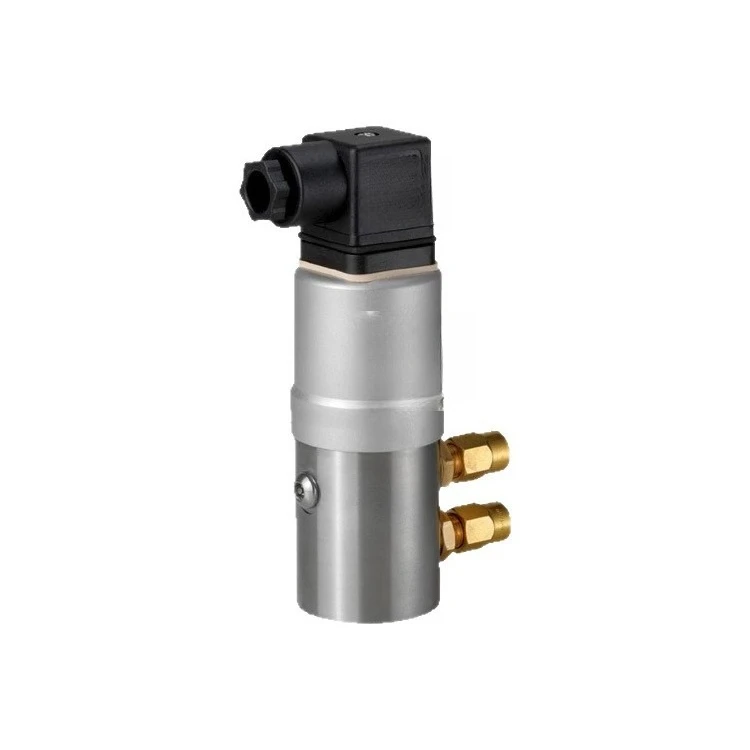 Differential pressure transmitter pressure sensor