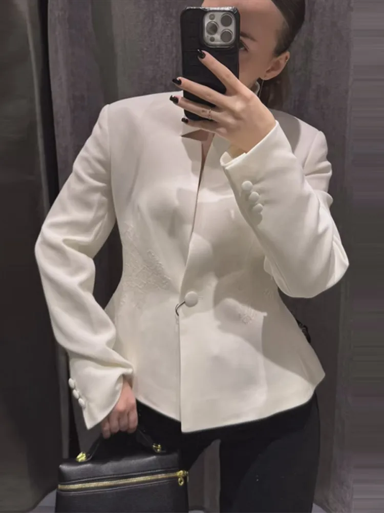 

Элегантный однотонный костюм: приталенные брюки и пиджак с воротником-стойкой, белый кружевной пэчворк, весенний новый комплект из 2 предметов для офиса