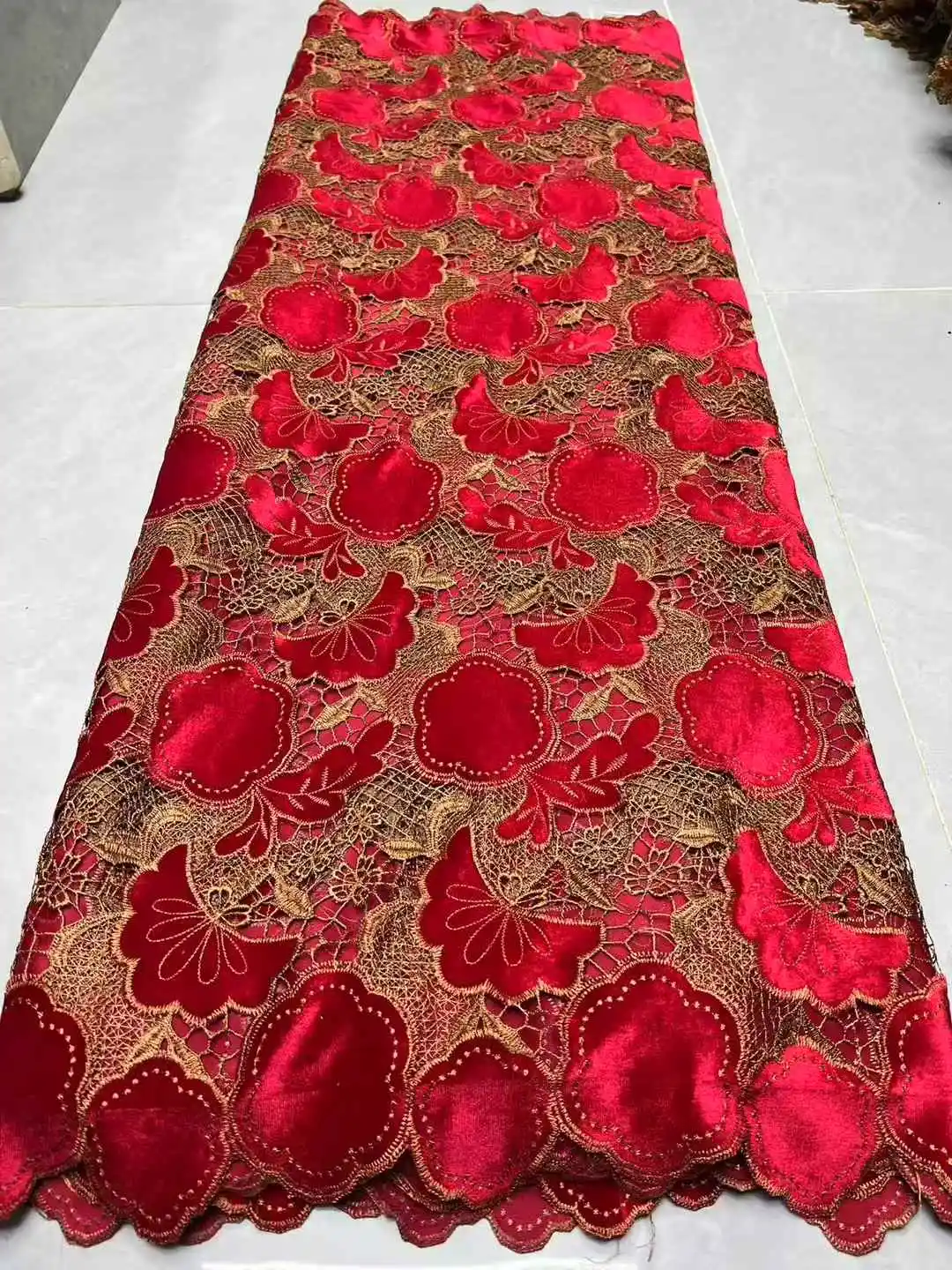 

Nigerian Milk Silk Red Lace Fabric African Cord High Quality Water Soluble Material for Wedding Sewing
