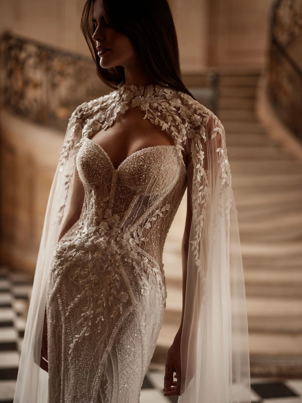 Sexy Deep V-neck Wedding Dress With Jacket Sequined Beads Bride Robe Exquisite Mermaid Bridal Gown Customized Robe De Mariée