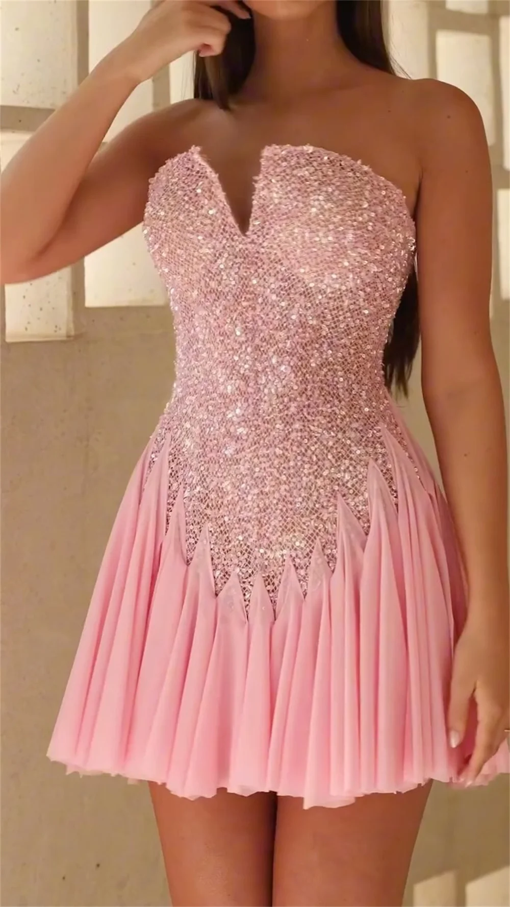 Contessa Custom Pink Beaded V-Neck Strapless Prom Dresses Multilayer Pleat Mini Vestidos De Noche Sexy High Waist Formal Evening