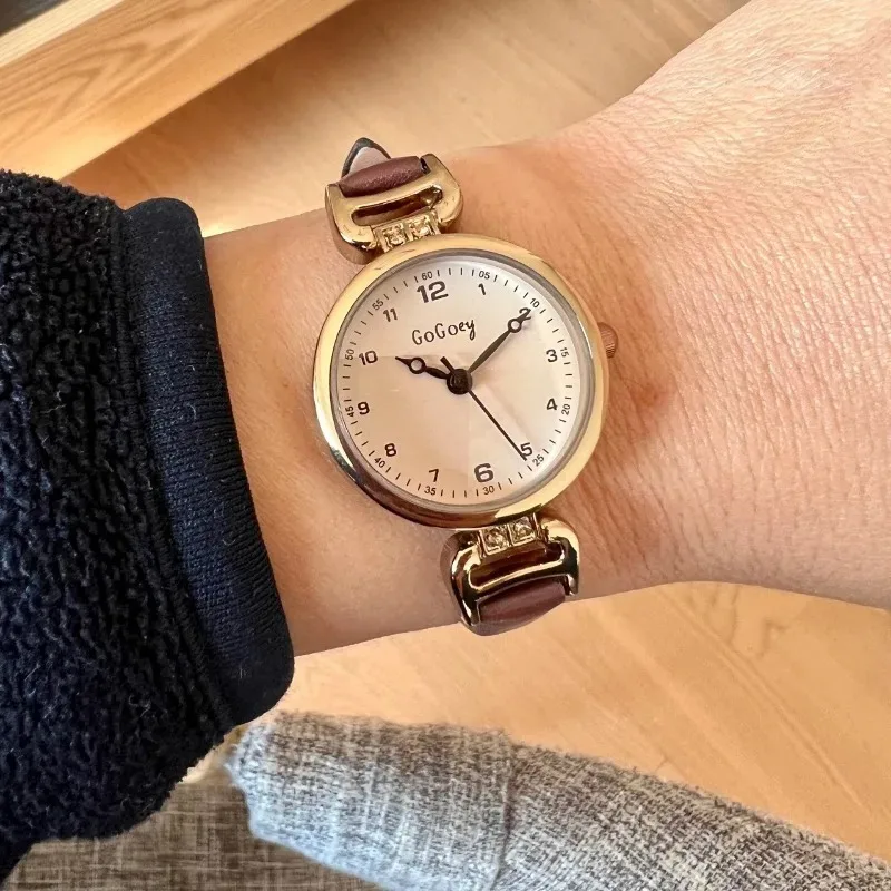 

Hot Sale Classic Women's Watch Fashion Arabic Numerals Dial Student Exam Watch Thin Leather Strap Luxury Gift Wristwatches