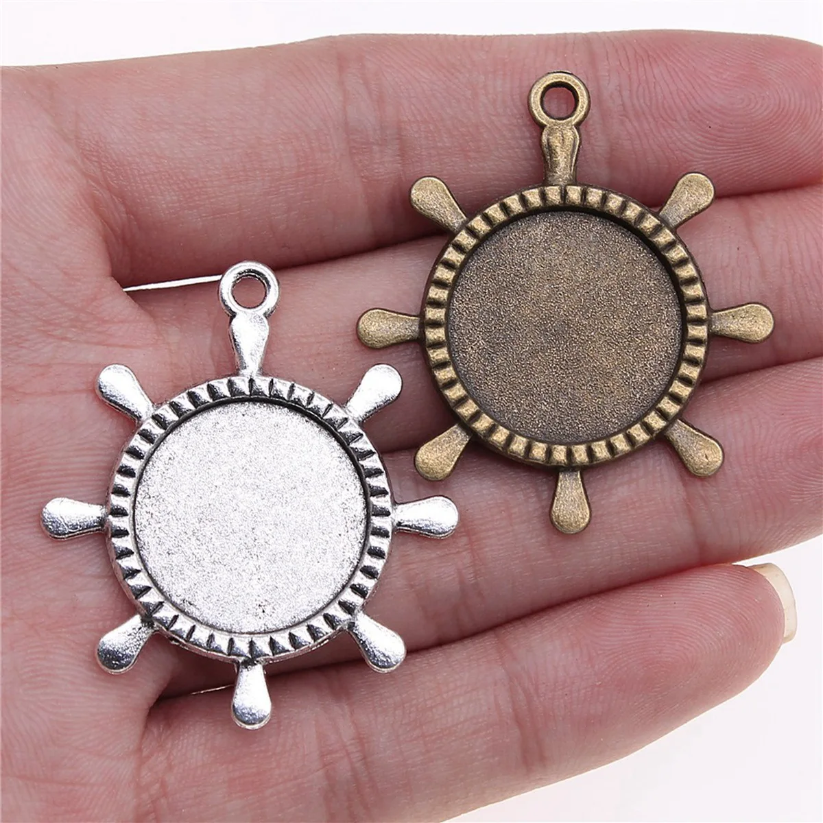 WYSIWYG 5pcs Inner Size 20mm Antique Bronze Color Antique Silver Color Round Rudder Style Cameo Cabochon Pendant Base Setting