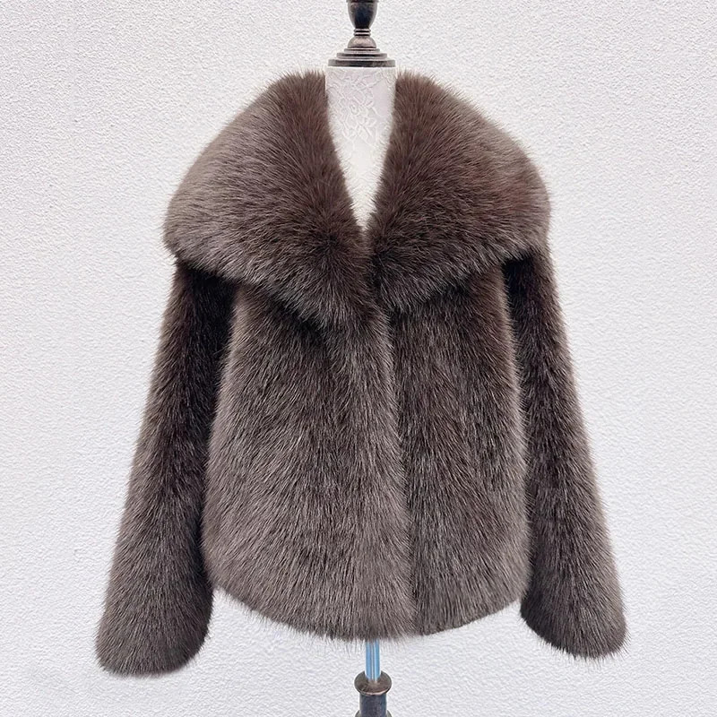 

2025 New Winter Fashion Temperament Warm Splicing Lapel Women Fur Coat Fur Faux Fur Feminine Elegance