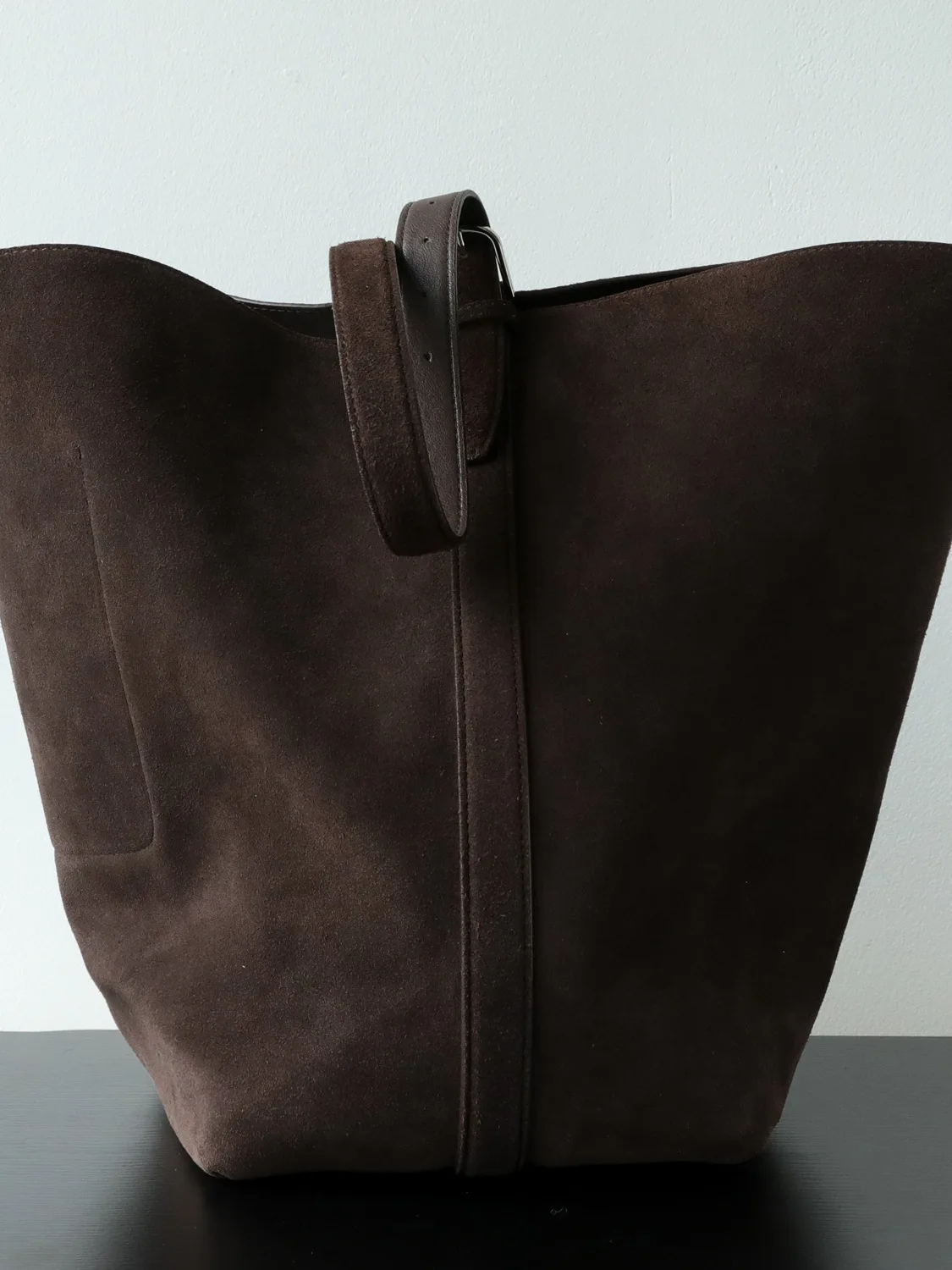 

Retro Matte Leather Tote Bag Large Capaci Commuter Lazy Sle Buet Bag High End Feel Small Market