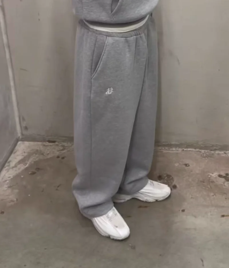 Y2k الرجال مجموعة أزياء الشارع Harajuku ملابس رياضية ريترو المال نمط تصميم جديد مجموعة العصرية الهيب هوب السراويل الرياضية غير رسمية الملابس #4